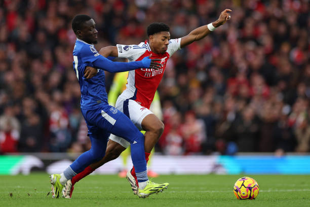 样不甘示弱 样不甘示弱