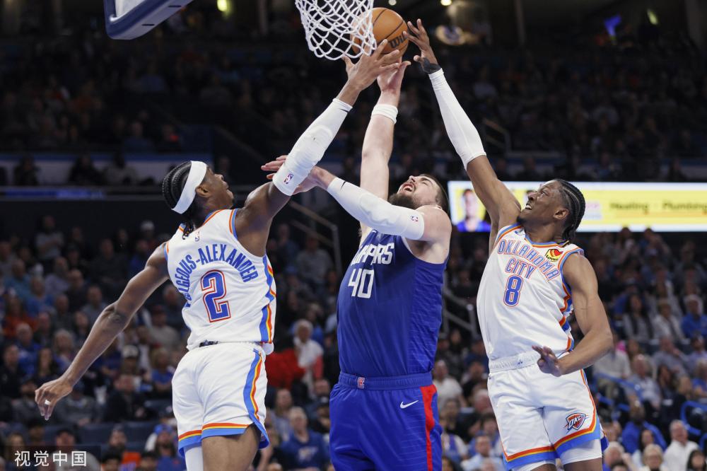 鼓励游客自 鼓励游客自